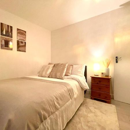 Enchanting One Bed Flat With Free Parking Hendon Buitenkant foto