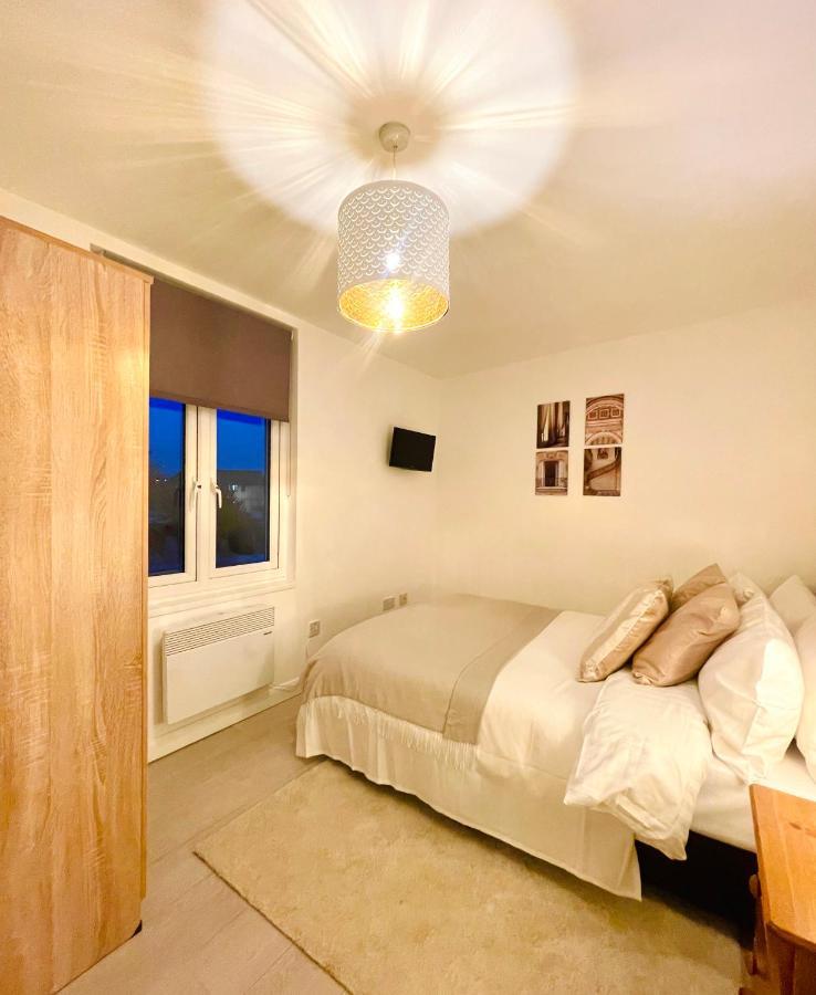 Enchanting One Bed Flat With Free Parking Hendon Buitenkant foto